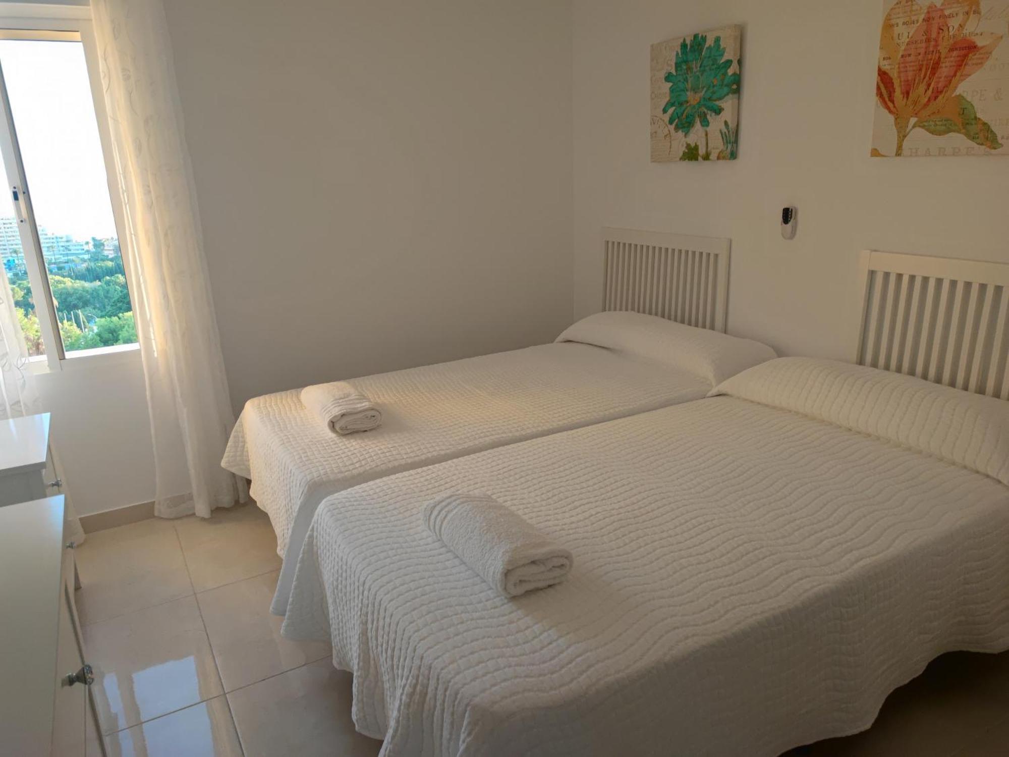 Hercules Paradise 531 Apartamento Con Vistas Al Mar Mediterraneo En Benalmadena A Pasos Del Centro Y Su Vibrante Zona Comercial Disfruta De Una Experiencia Unica En La Costa Del Sol Malaga Andalucia Well-Connected To The Airport Εξωτερικό φωτογραφία